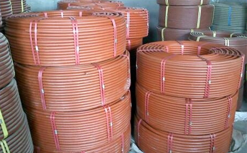 提升工程安全：聚乙烯(RPE)阻燃穿线管在现代建筑中的应用