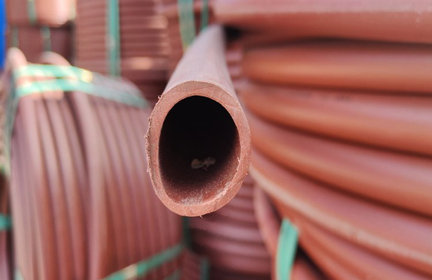 老街街道电力行业使用的RPE阻燃穿线管有哪些标准？